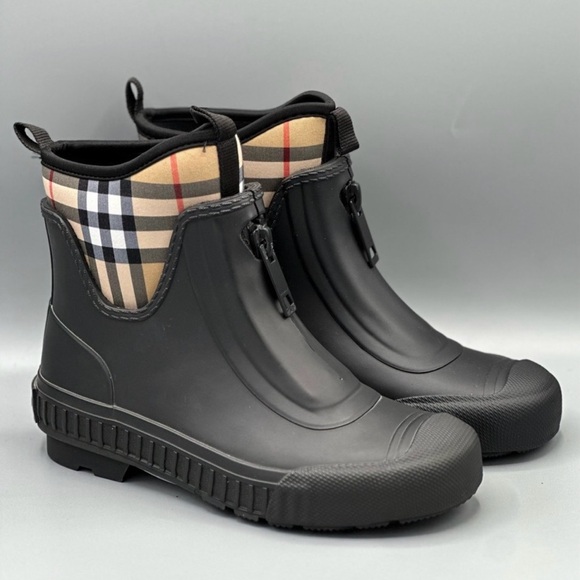 Burberry Black and Tan Winter Rain Boots